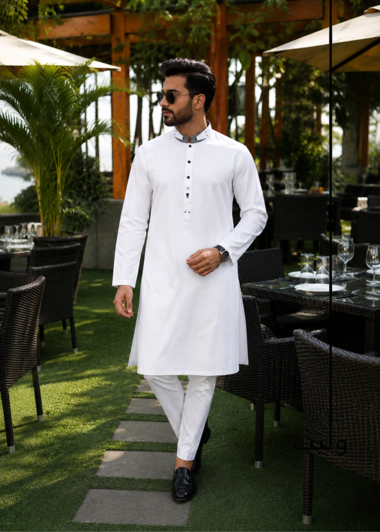 3DFF011F-F108-4D9F-99E8-C33EF99D1027 Contrast Pattern Design Panjabi - Image 1